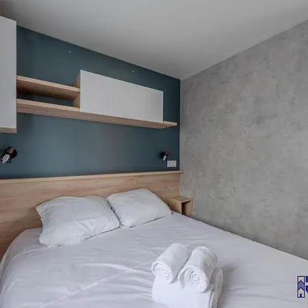 Holiday home Le Malae - Mobile - Cosy With Big Terrace Canet-en-Roussillon