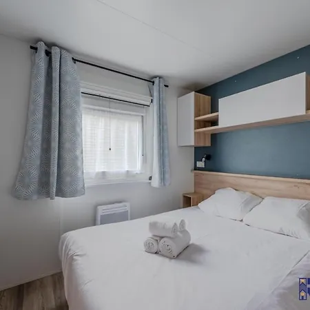 Holiday home Le Malae - Mobile - Cosy With Big Terrace Canet-en-Roussillon